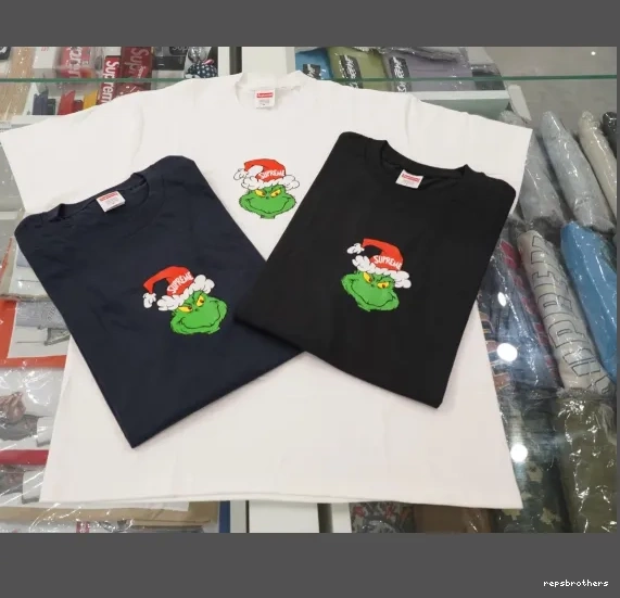 ¥119 GRINCH TEE 0517